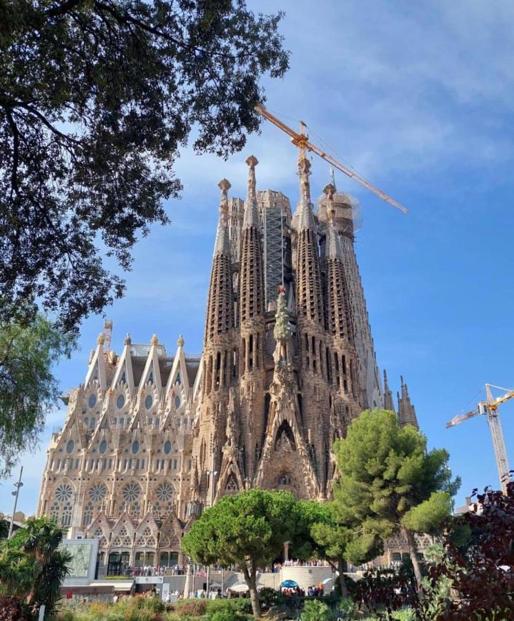 Lepanto 150m From Sagrada Familia Barcellona